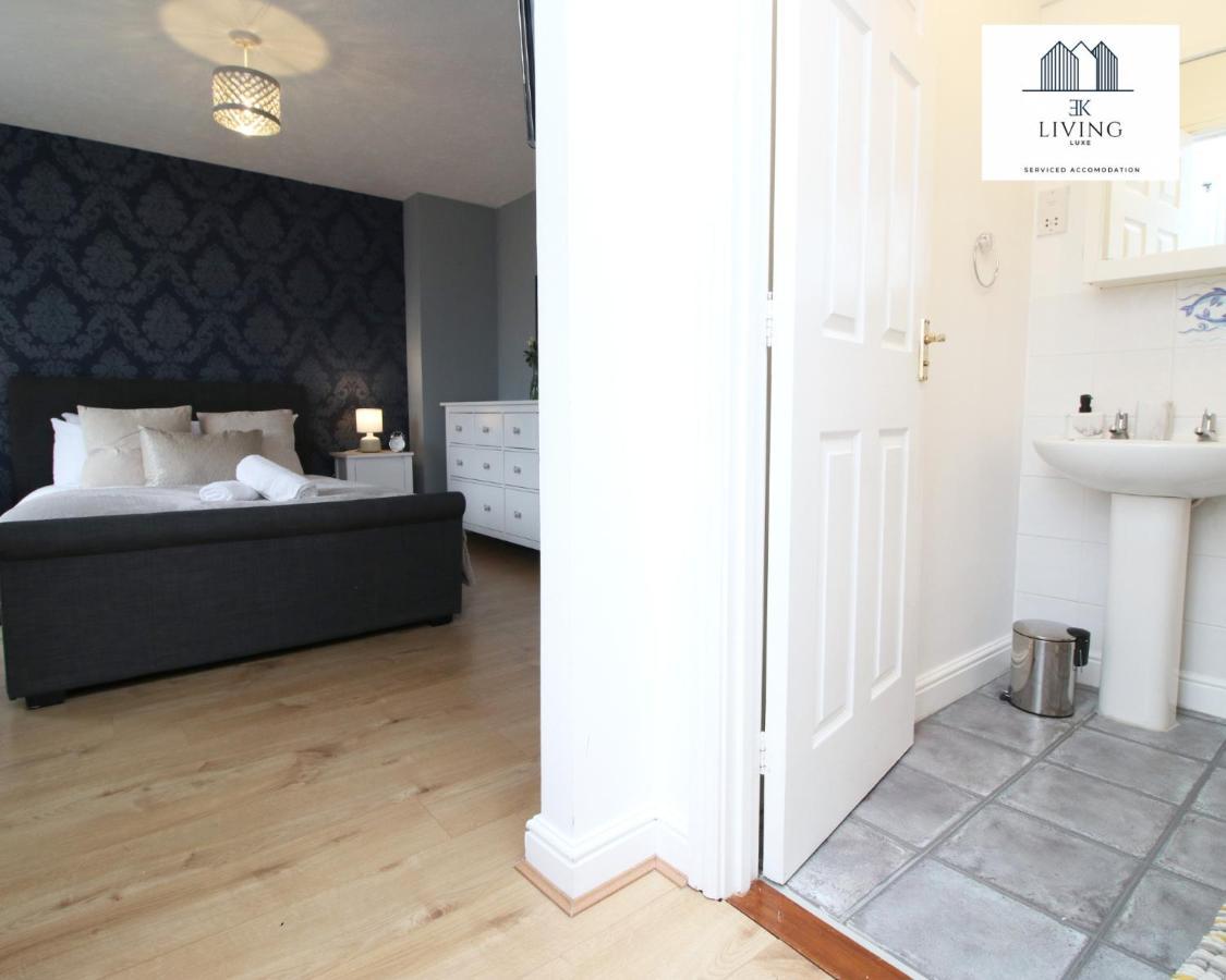Spacious 3 Bedroom Duplex Apartment On Cardiff Bay - Free Parking & Wifi By Ekliving Luxe Short Lets & Serviced Accommodation Bagian luar foto